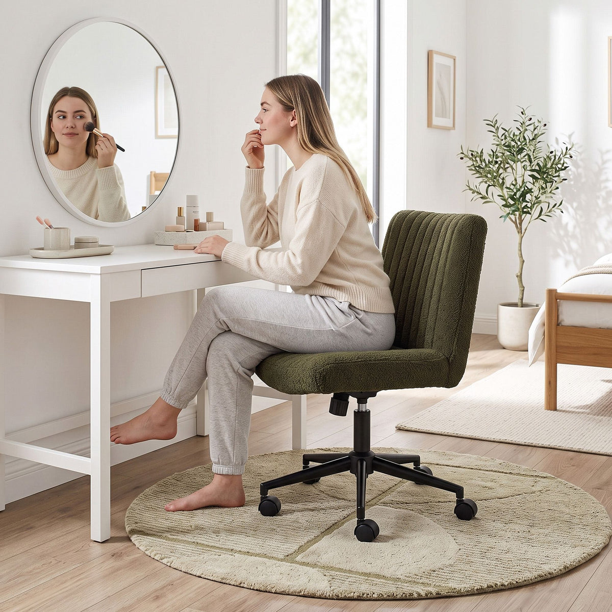 Artiss Armless Cross Legged Office Chair Wide Seat Vanity Chair Teddy Fleece Green
