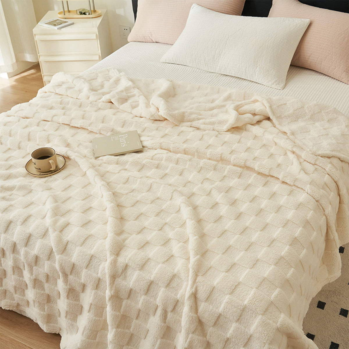 Super Soft Throw Blanket, Cooling Blankets, Cotton Bed Blanket, Cotton Thermal Throw Blanket, Lightweight Throw Breathable Premium Soft Comfortable Machine Washable Blanket for All Season 39.3×59 in White